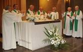 conmemorar el 50 aniversario de ordenaciones