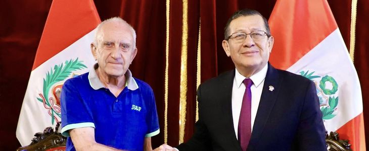 cesar luis llana presidente congreso