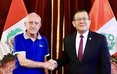 cesar luis llana presidente congreso