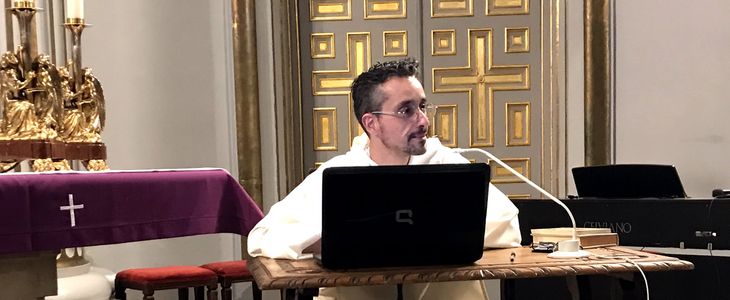 Fray Angel Fariña en el encuentro de fraternidades laicales madrid adviento 2020