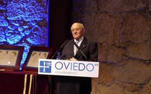 padre valdes hijo adoptivo