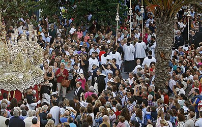 procesion rosario cadiz